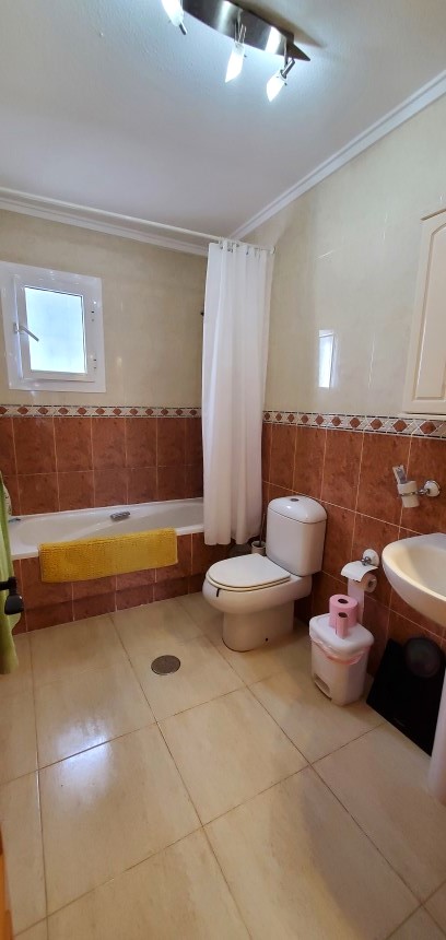 3 Bedroom, 3 Bathroom Villa in Murcia