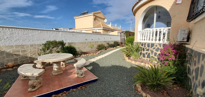 3 Bedroom, 3 Bathroom Villa in Murcia