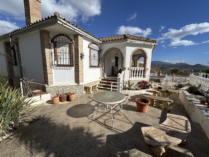 3 Bedroom, 2 Bathroom Villa in Murcia