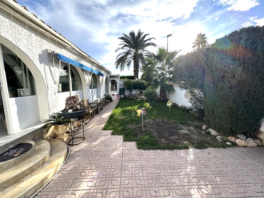 3 Bedroom, 3 Bathroom Bungalow in Murcia