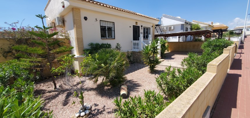 2 Bedroom, 1 Bathroom Villa in Murcia