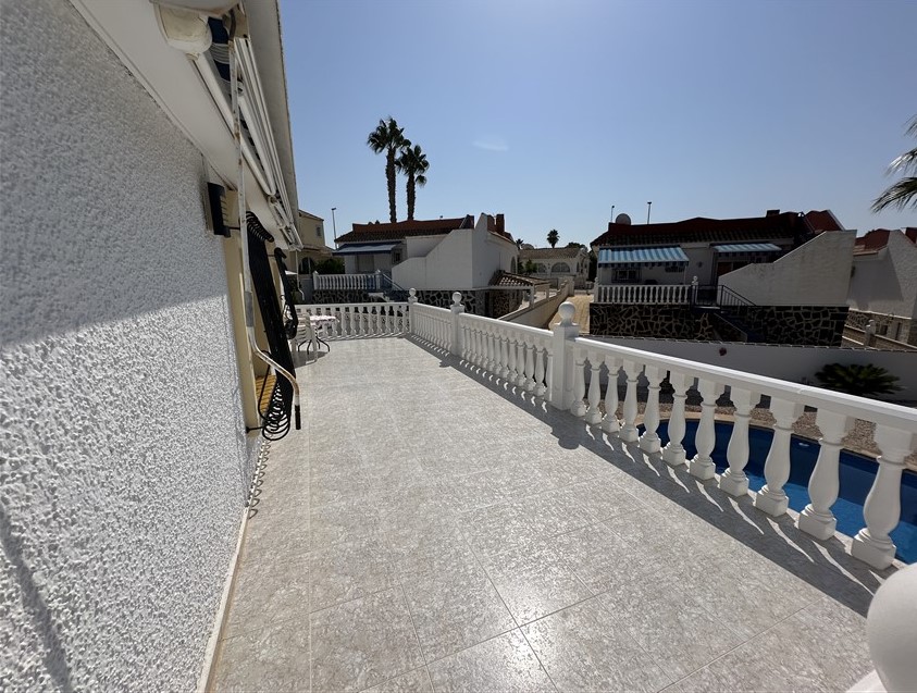 3 Bedroom, 3 Bathroom Villa in Murcia