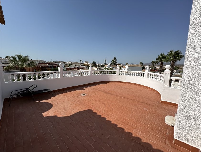 3 Bedroom, 3 Bathroom Villa in Murcia