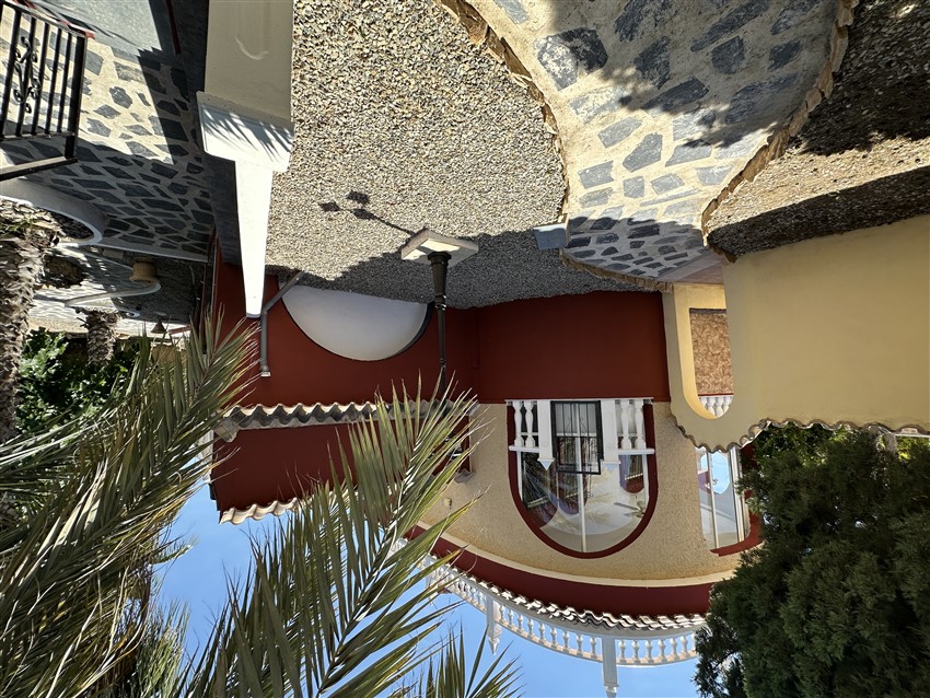 3 Bedroom, 3 Bathroom Villa in Murcia