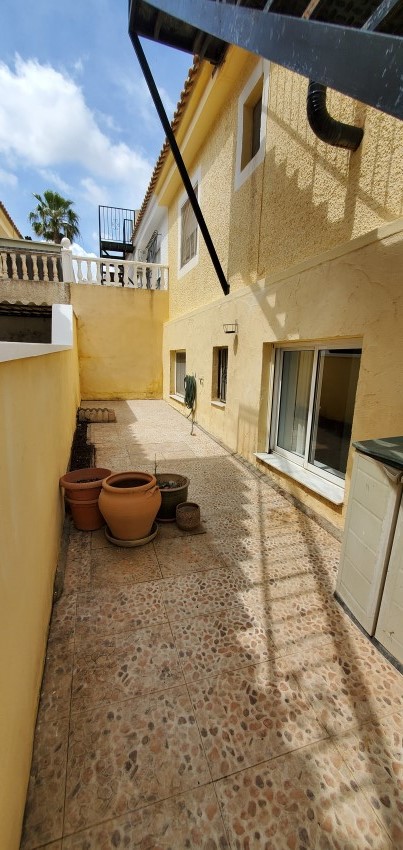 3 Bedroom, 2 Bathroom Villa in Murcia