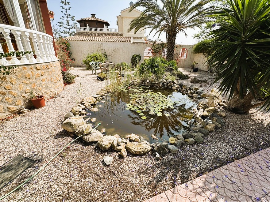 3 Bedroom, 3 Bathroom Villa in Murcia