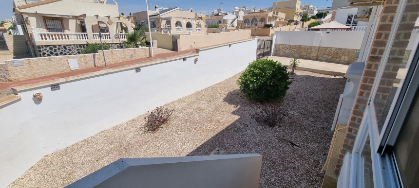 2 Bedroom, 2 Bathroom Villa in Murcia