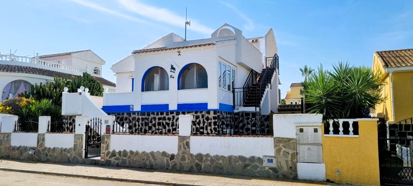 4 Bedroom, 3 Bathroom Villa in Murcia