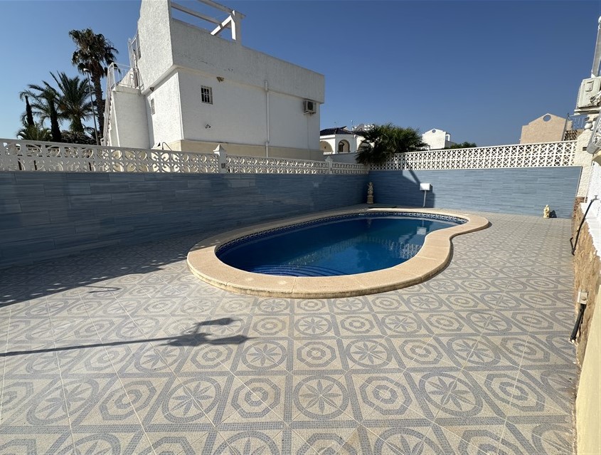 2 Bedroom, 2 Bathroom Villa in Murcia