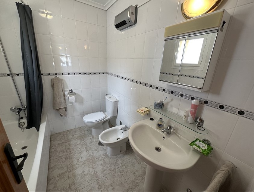 2 Bedroom, 2 Bathroom Villa in Murcia