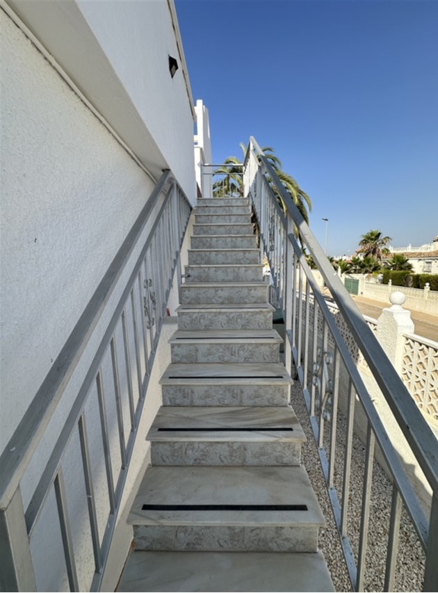 2 Bedroom, 2 Bathroom Villa in Murcia