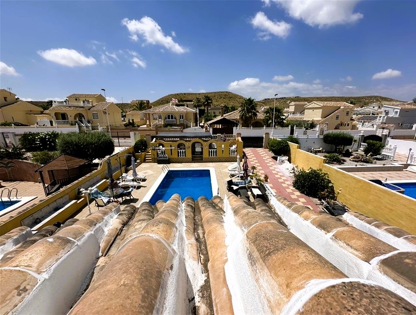 4 Bedroom, 4 Bathroom Villa in Murcia