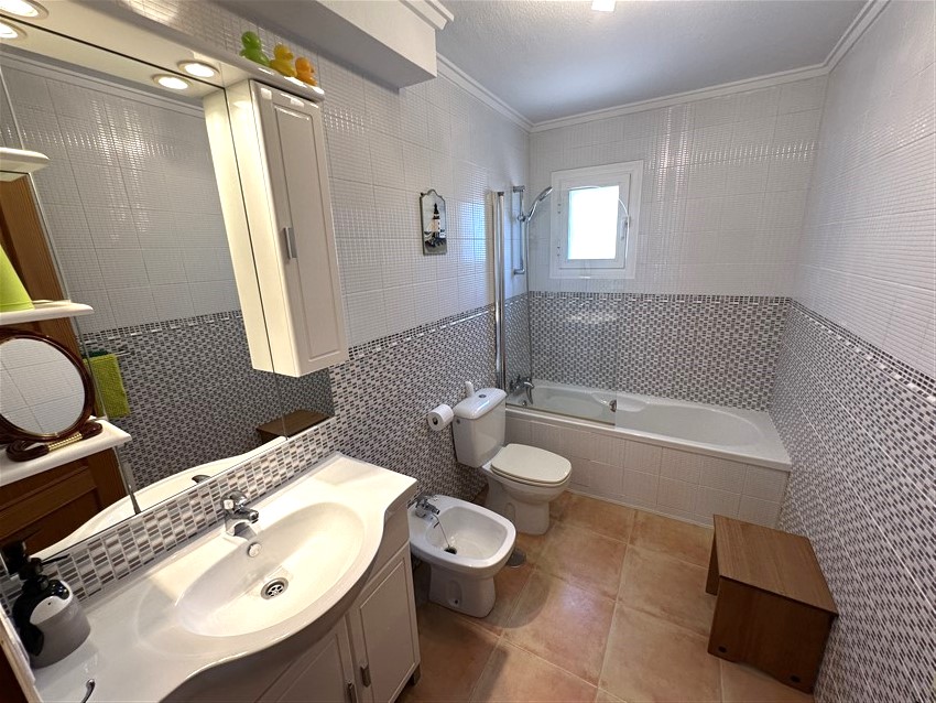 3 Bedroom, 3 Bathroom Villa in Murcia