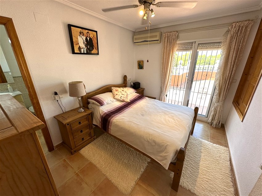 3 Bedroom, 3 Bathroom Villa in Murcia