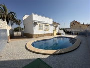 2 Bedroom, 2 Bathroom Villa in Murcia