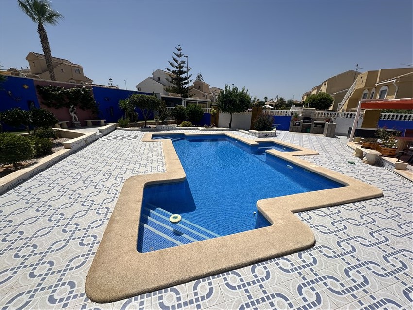 4 Bedroom, 3 Bathroom Villa in Murcia