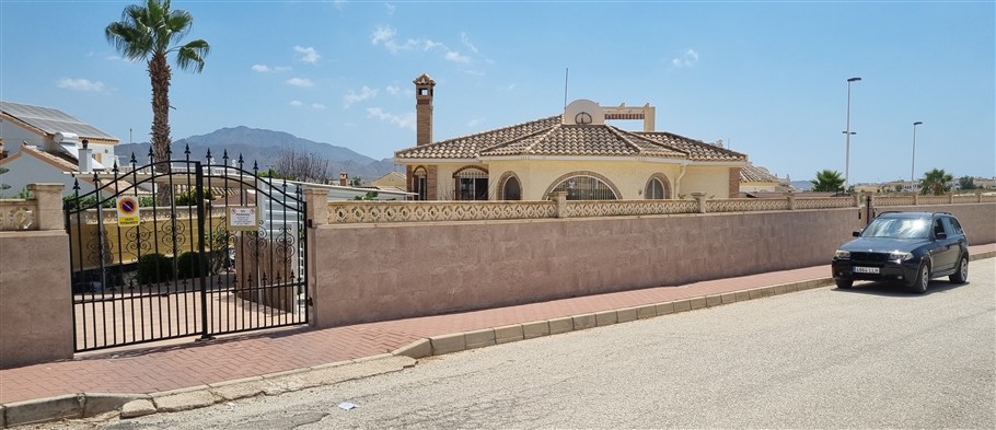 3 Bedroom, 2 Bathroom Villa in Murcia