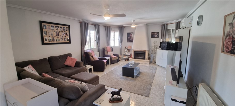 3 Bedroom, 2 Bathroom Villa in Murcia