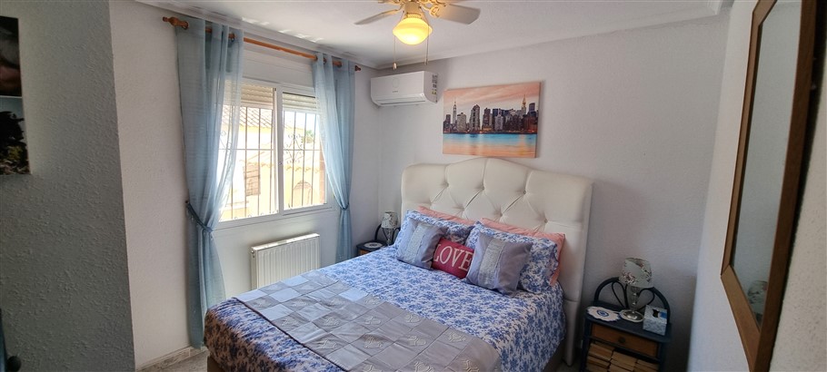 3 Bedroom, 2 Bathroom Villa in Murcia
