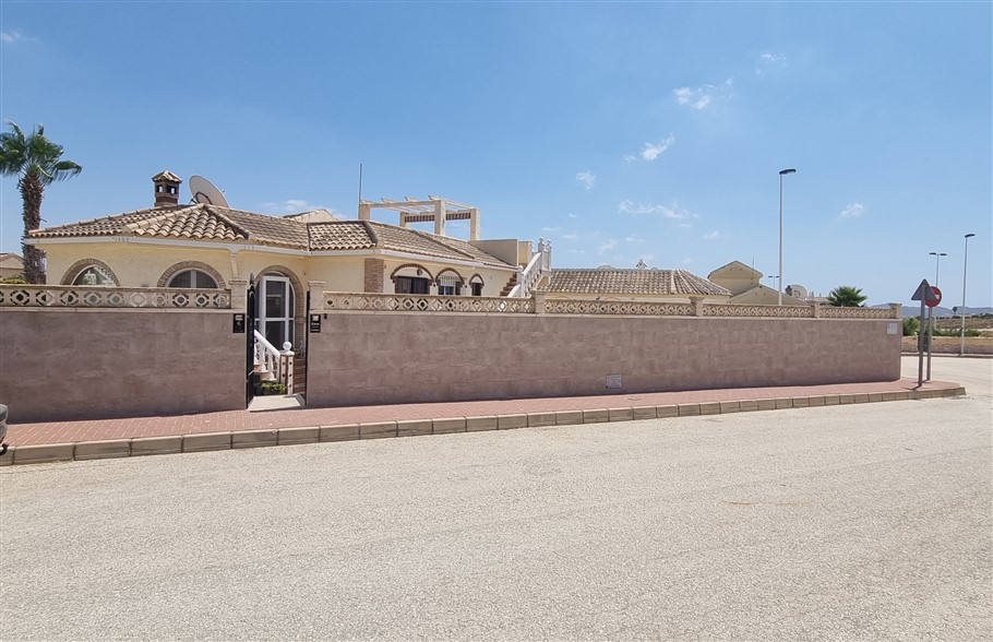 3 Bedroom, 2 Bathroom Villa in Murcia