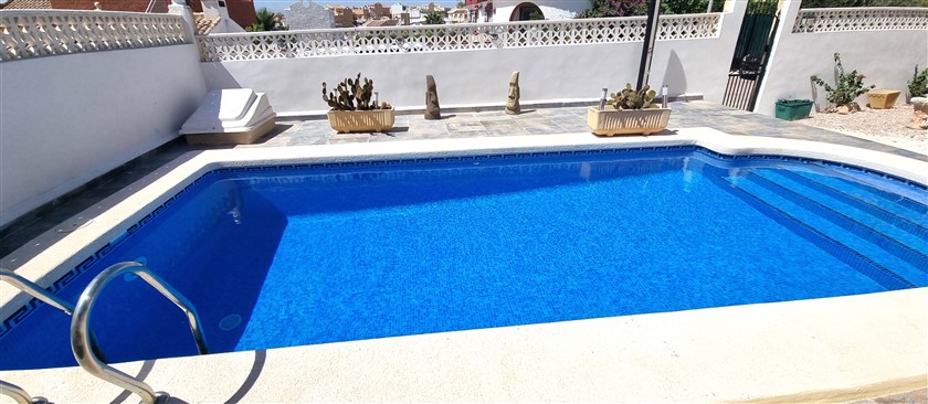 3 Bedroom, 3 Bathroom Villa in Murcia