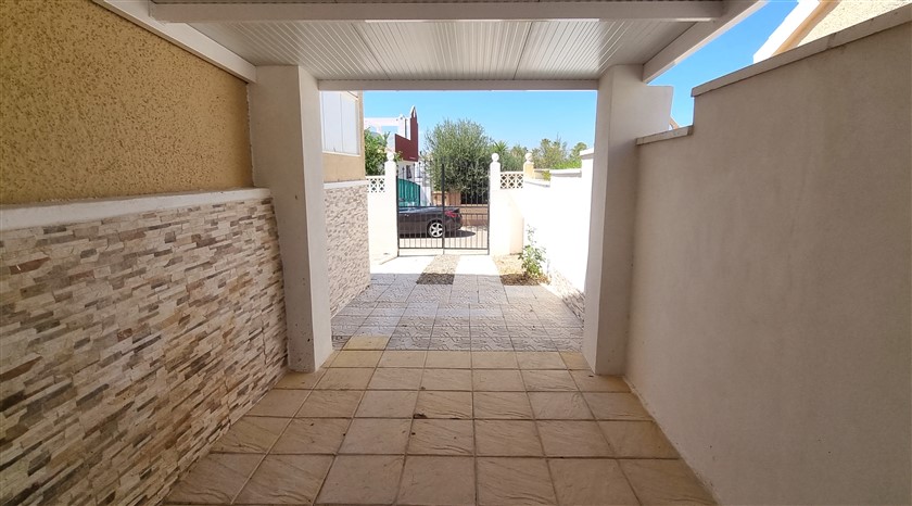 3 Bedroom, 3 Bathroom Villa in Murcia