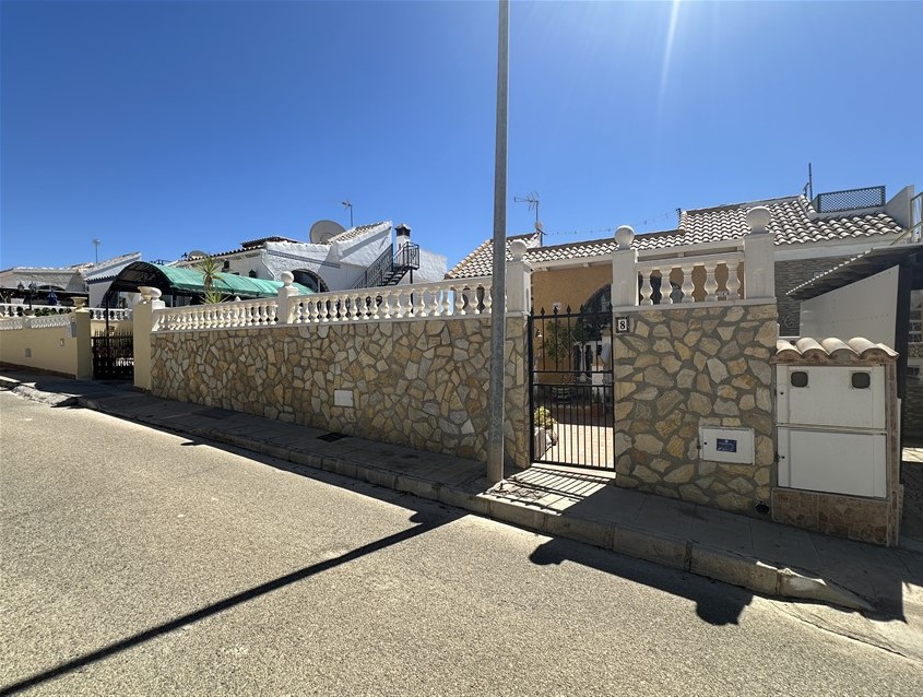 4 Bedroom, 2 Bathroom Villa in Murcia