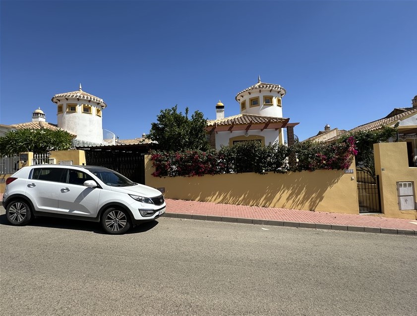 2 Bedroom, 2 Bathroom Villa in Murcia
