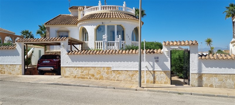 4 Bedroom, 4 Bathroom Villa in Murcia
