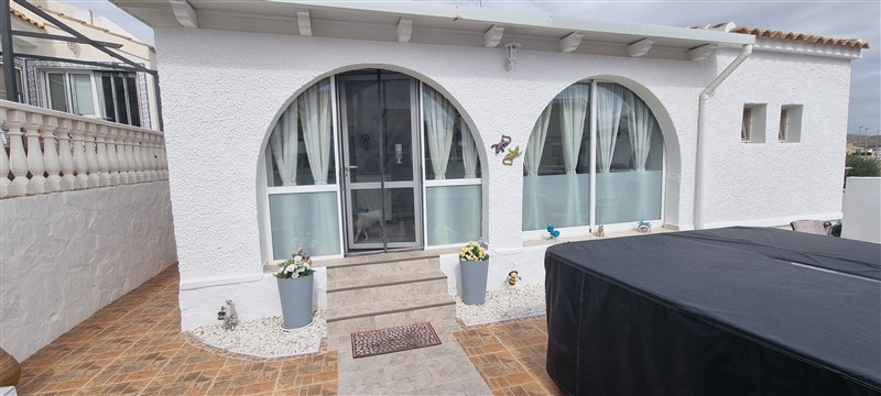 2 Bedroom, 2 Bathroom Villa in Murcia
