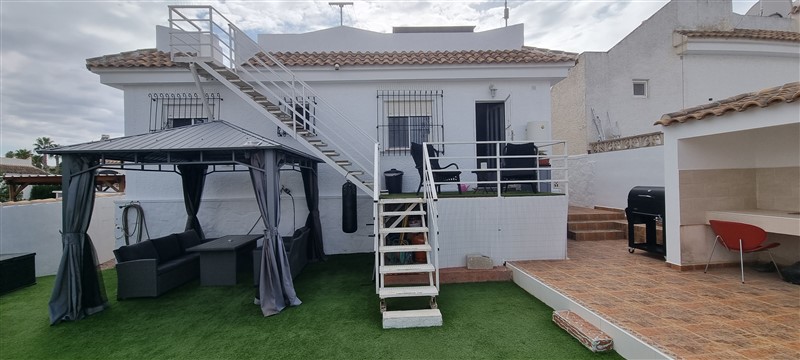 2 Bedroom, 2 Bathroom Villa in Murcia