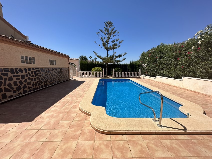 2 Bedroom, 2 Bathroom Villa in Murcia