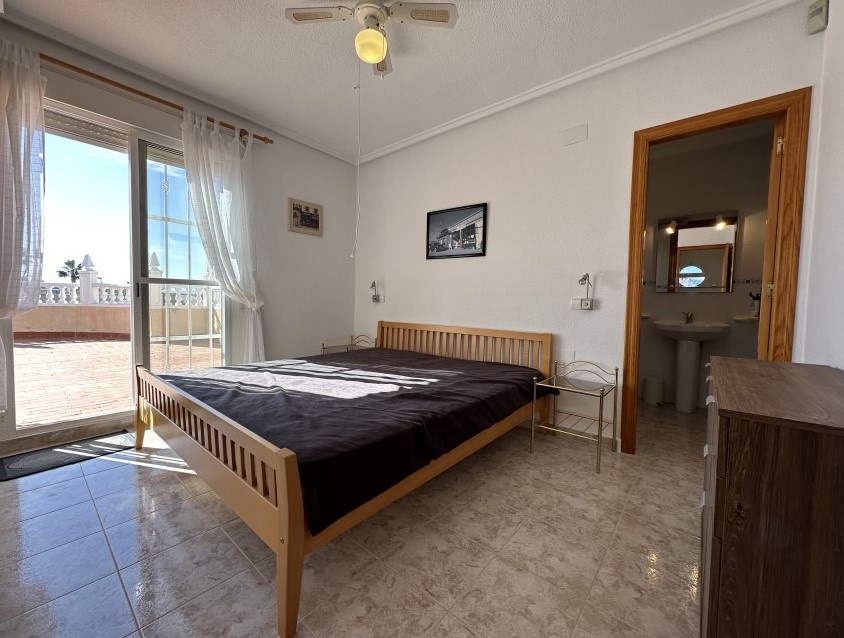 2 Bedroom, 2 Bathroom Villa in Murcia