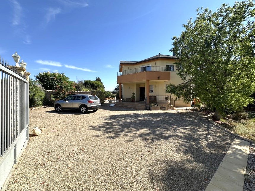 3 Bedroom, 3 Bathroom Finca in Murcia