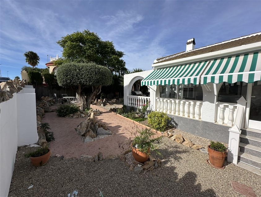 2 Bedroom, 2 Bathroom Bungalow in Murcia