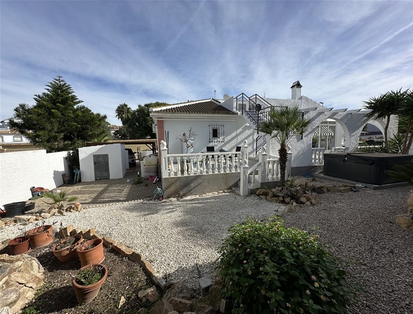 2 Bedroom, 2 Bathroom Villa in Murcia