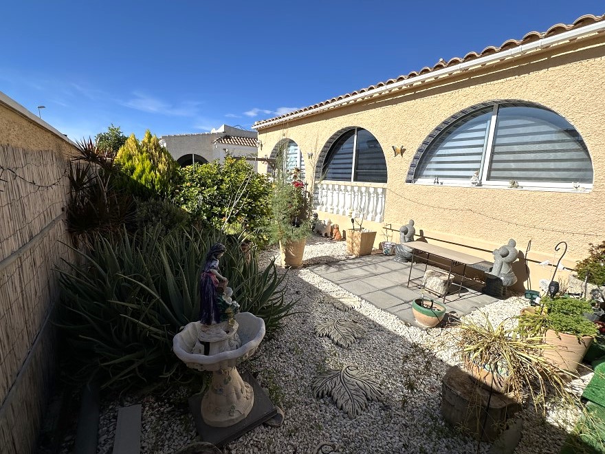 2 Bedroom, 2 Bathroom Villa in Murcia