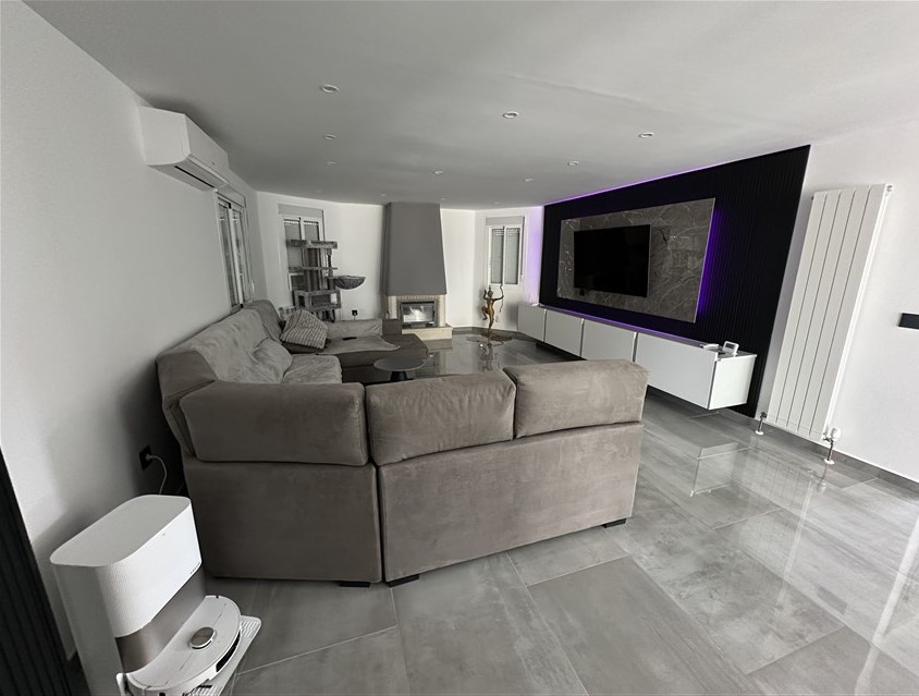 4 Bedroom, 4 Bathroom Villa in Murcia