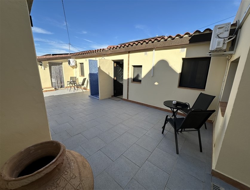 6 Bedroom, 6 Bathroom House in Murcia