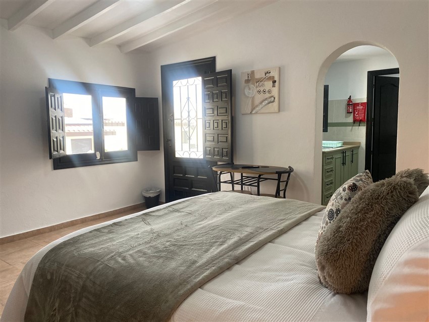 6 Bedroom, 6 Bathroom House in Murcia