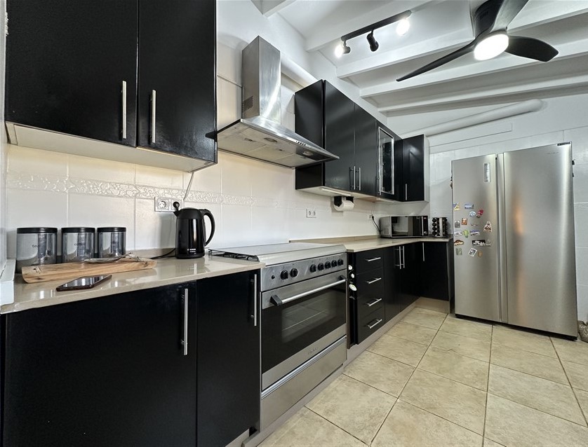 6 Bedroom, 6 Bathroom House in Murcia