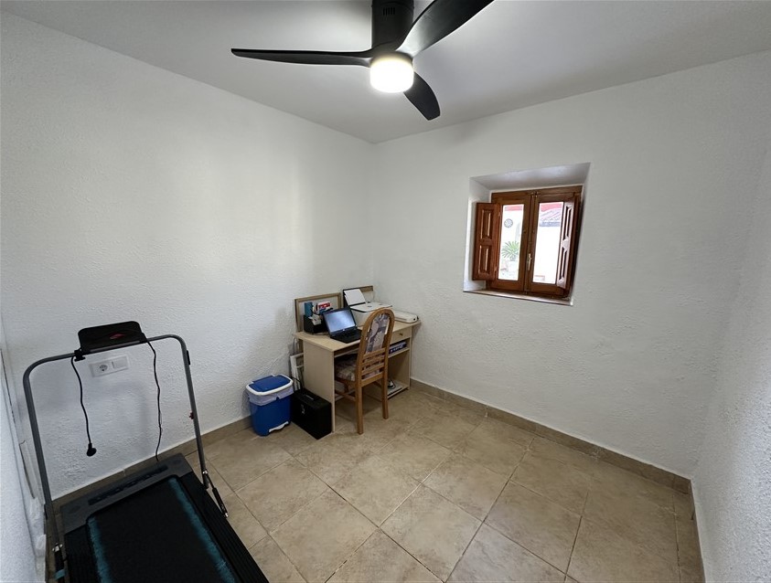 6 Bedroom, 6 Bathroom House in Murcia