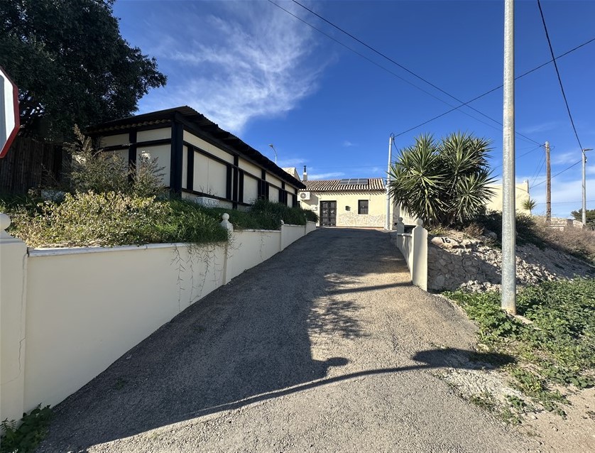 6 Bedroom, 6 Bathroom House in Murcia